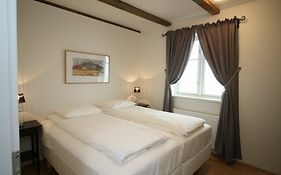 Acco Ice Apartments